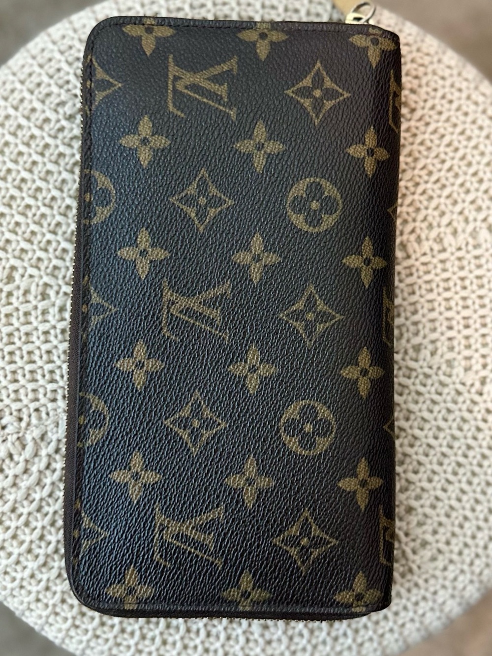 Louis Vuitton Monogram Zippy Organizer Wallet in Monogram Brown